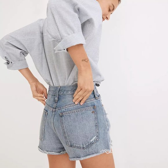 [NWT] Madewell Relaxed Denim Distressed Shorts - Picture 4 of 5